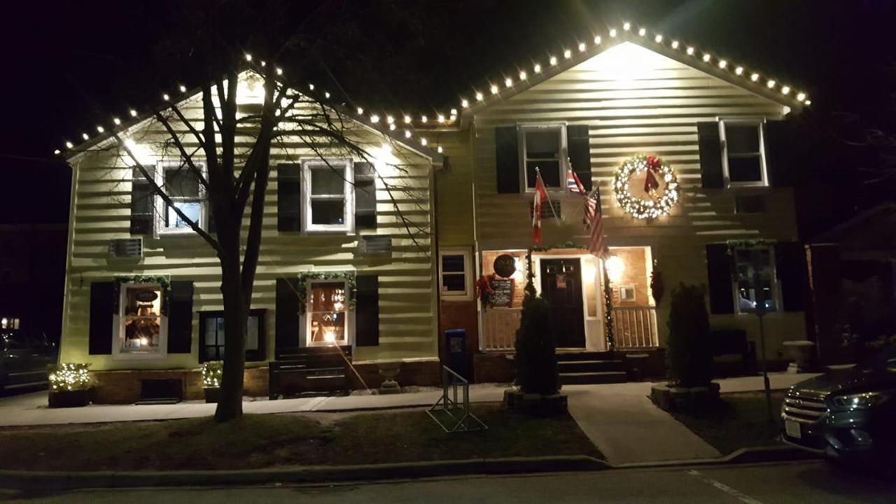 The Olde Angel Inn Niagara-on-the-Lake Ngoại thất bức ảnh